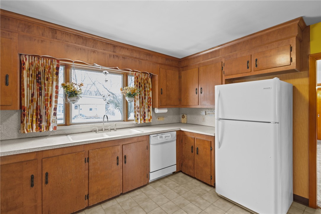 15 Cranberry Road North Providence, RI 02911 - Photo 14 of 48