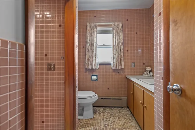 $499,000 | 15 Cranberry Road, North Providence, RI 02911