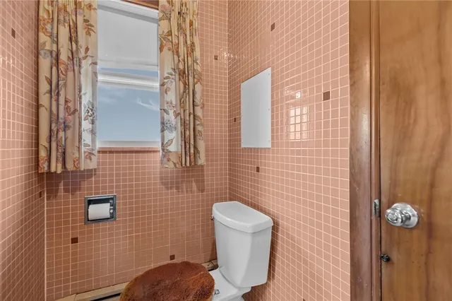 $499,000 | 15 Cranberry Road, North Providence, RI 02911