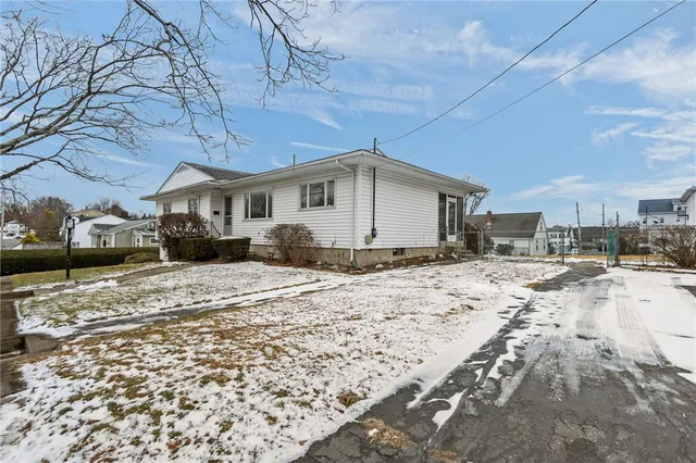 $499,000 | 15 Cranberry Road, North Providence, RI 02911