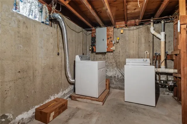 $499,000 | 15 Cranberry Road, North Providence, RI 02911