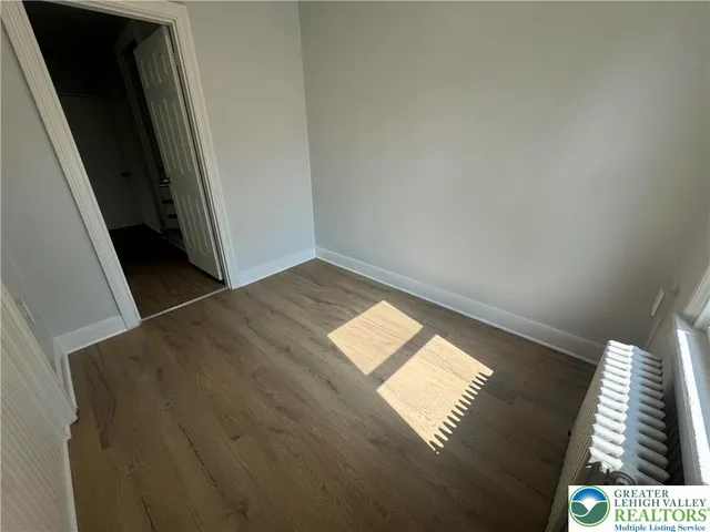 $1,400 | 1051 Ferry Street, Unit 2F, Easton, PA 18042