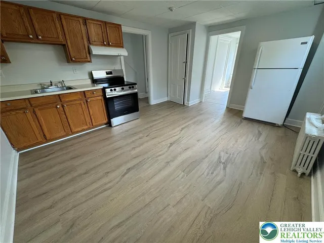 $1,400 | 1051 Ferry Street, Unit 2F, Easton, PA 18042