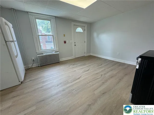 $1,400 | 1051 Ferry Street, Unit 2F, Easton, PA 18042