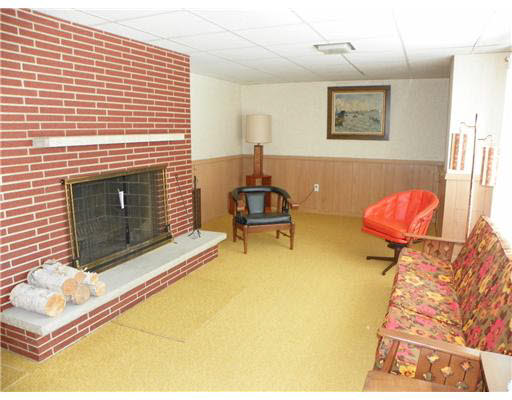 58570 Summit Ridge Road Mishawaka, IN 46544 - Photo 16 of 24 Gallery Image 16