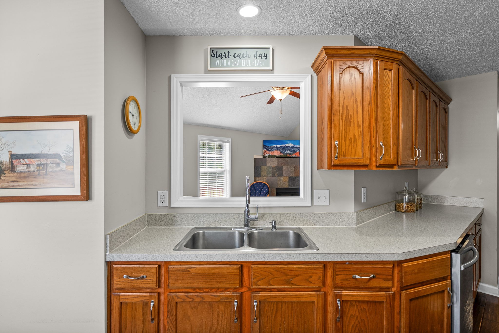 1697 Windriver Road Clarksville, TN 37042 - Photo 9 of 27 Gallery Image 9