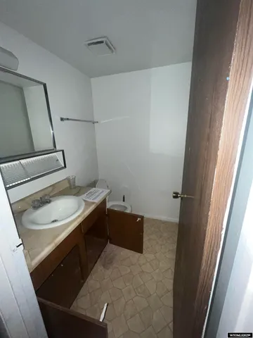 $134,721 | 407 Smith Avenue, Evanston, WY 82930