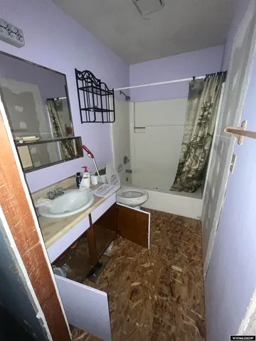 $134,721 | 407 Smith Avenue, Evanston, WY 82930