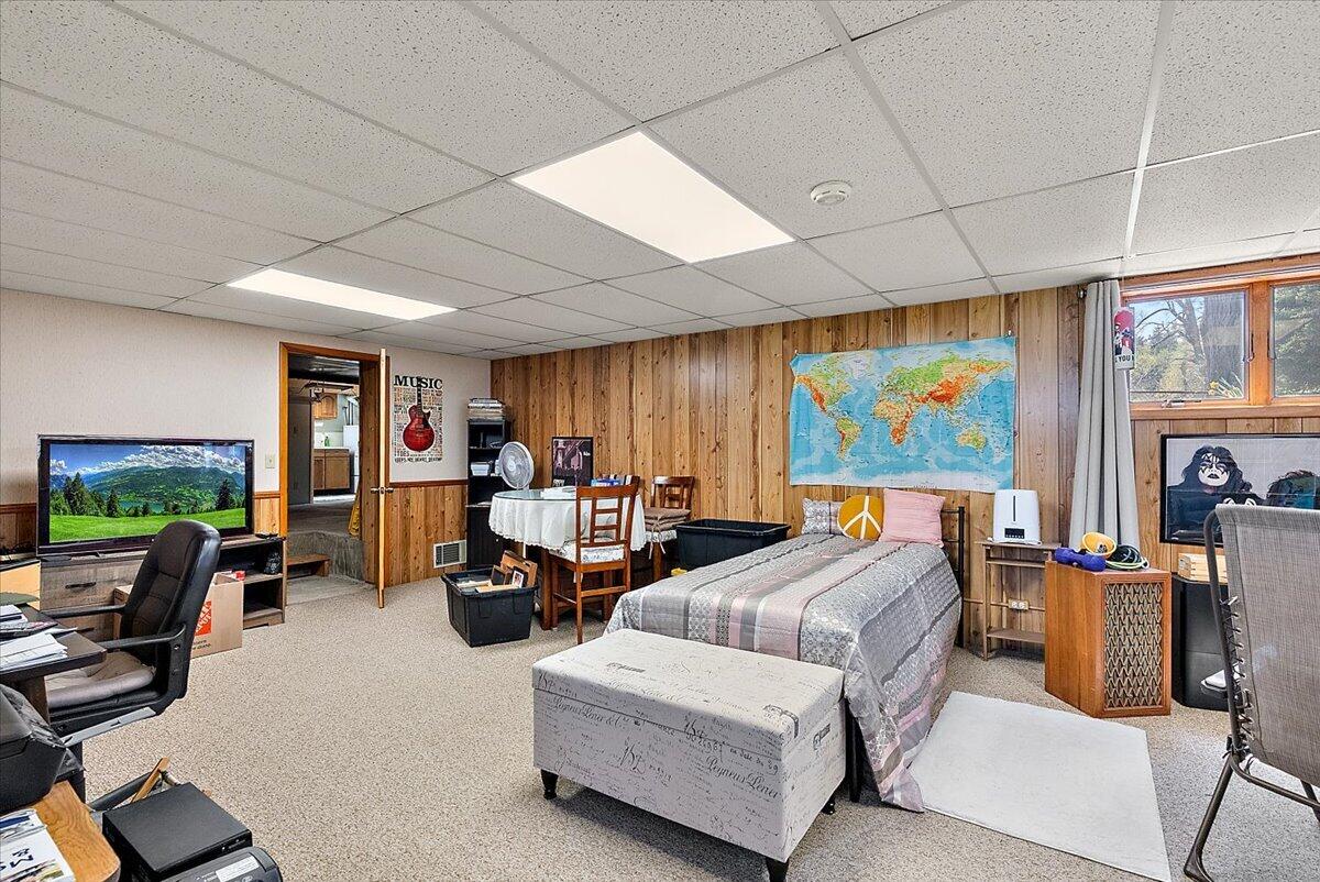 950 West Giles Road Muskegon, MI 49445 - Photo 27 of 54 54-950 W Giles Rd-54
