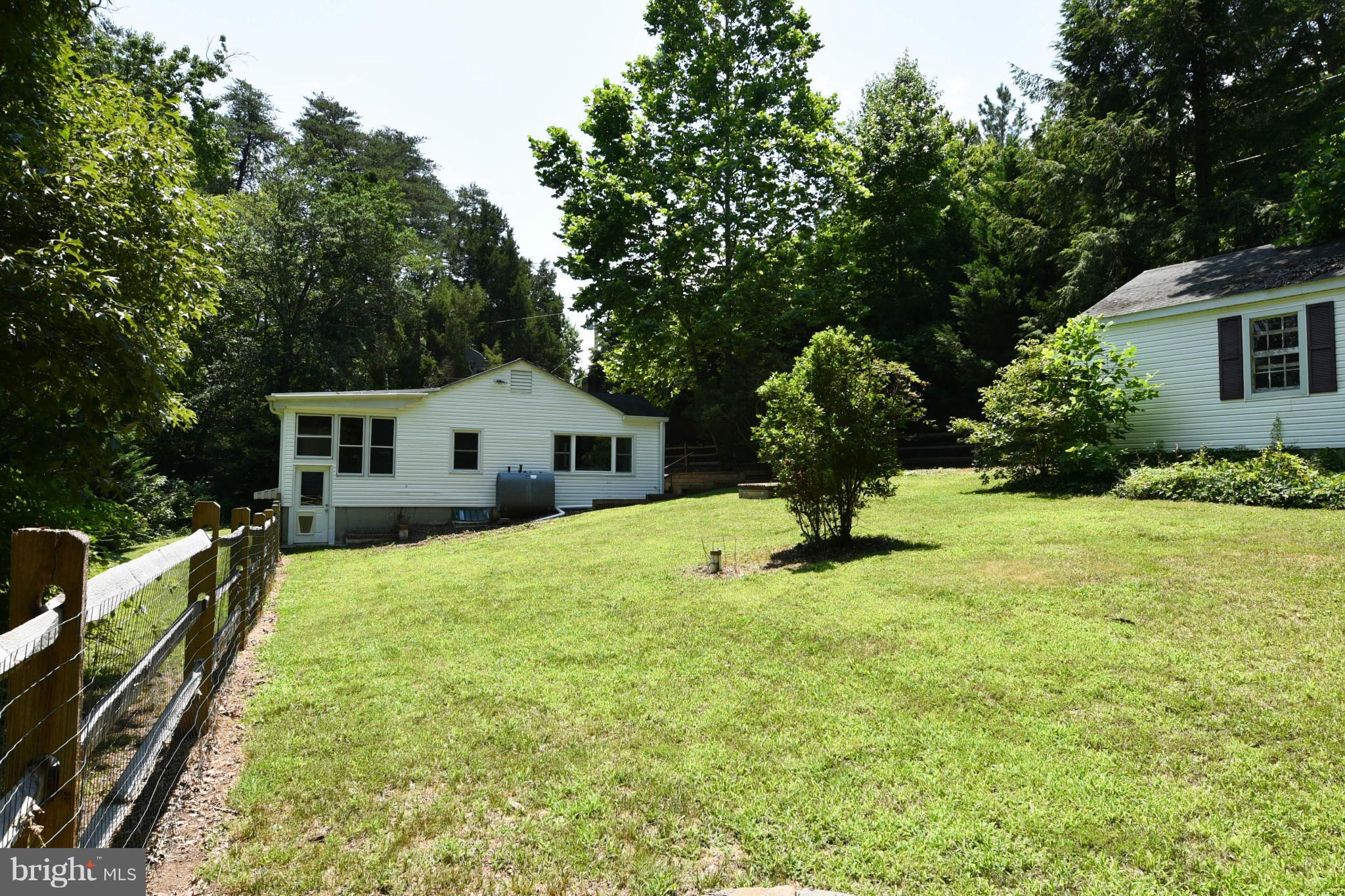 45119 Clarks Mill Road Hollywood, MD 20636 - Photo 26 of 30 Exterior (Rear)