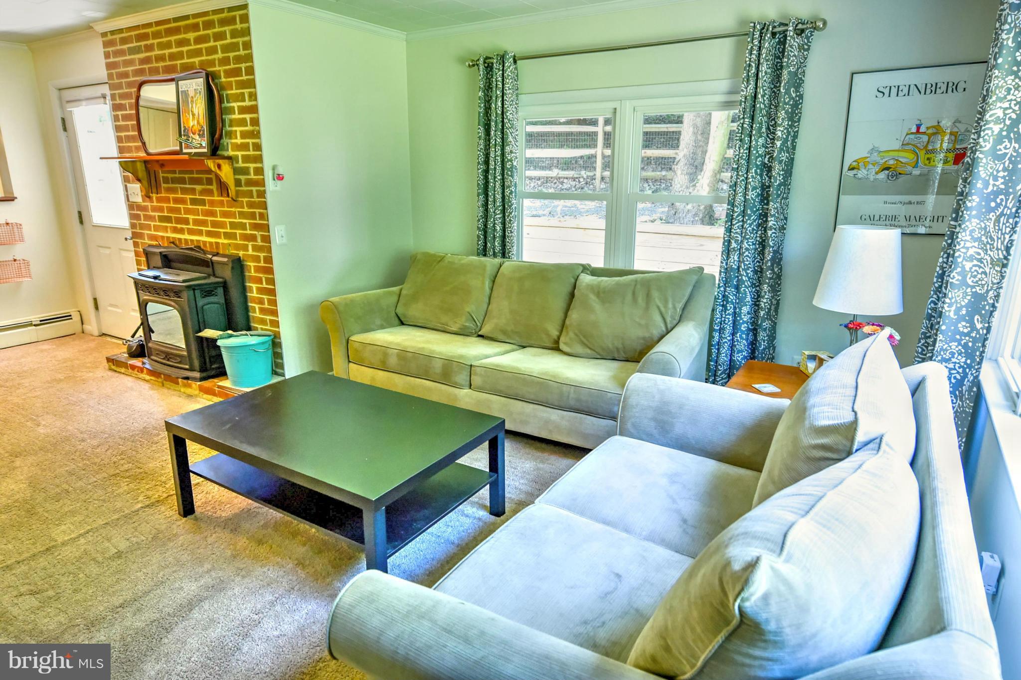 45119 Clarks Mill Road Hollywood, MD 20636 - Photo 5 of 30 Living Room
