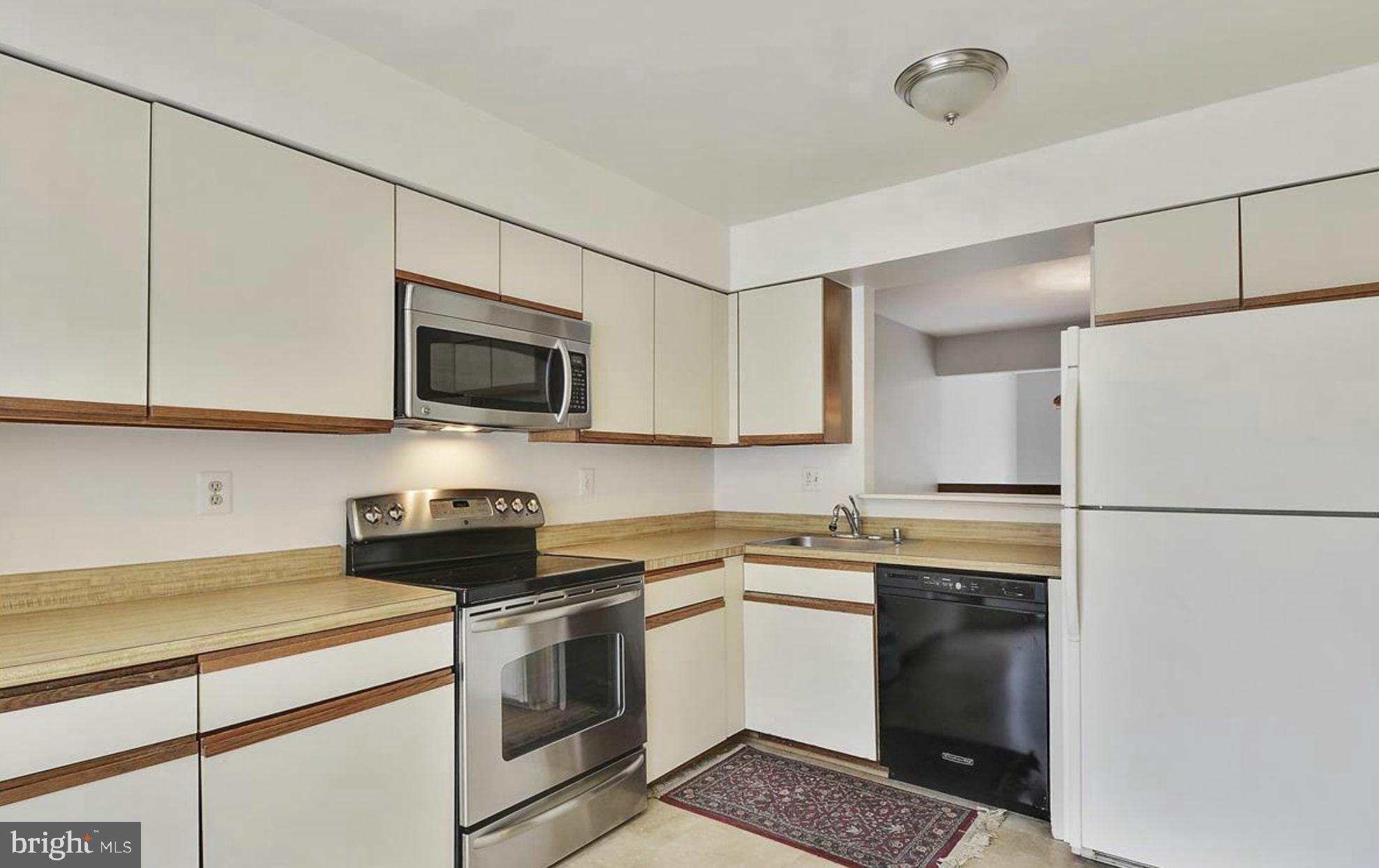 5153 King Charles Way Bethesda, MD 20814 - Photo 12 of 29