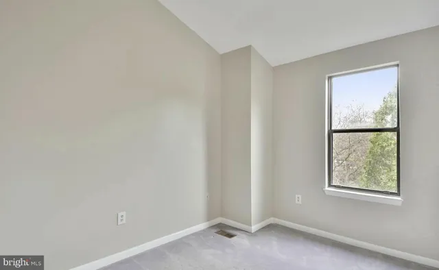 $3,400 | 5153 King Charles Way, Bethesda, MD 20814