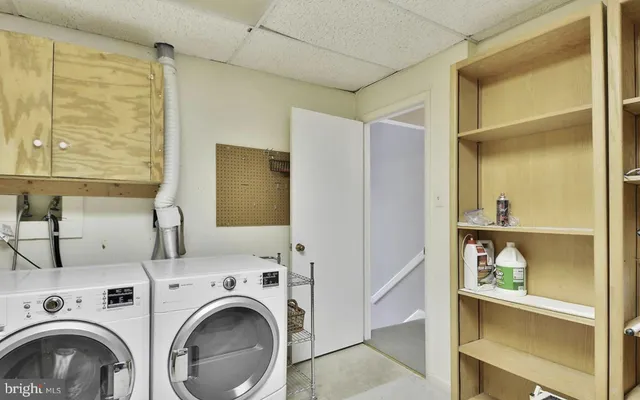 $3,400 | 5153 King Charles Way, Bethesda, MD 20814