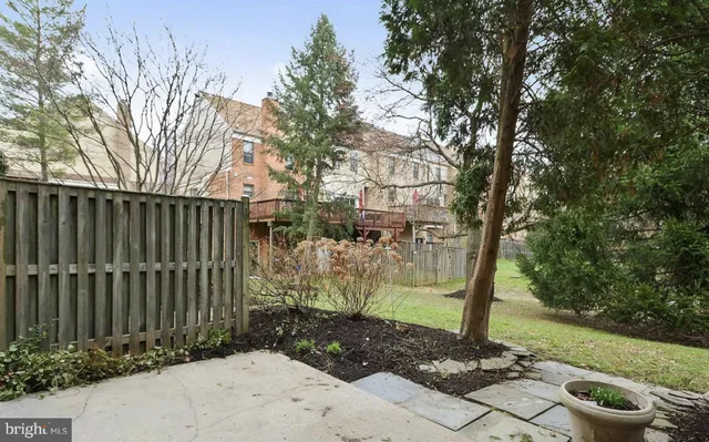 $3,400 | 5153 King Charles Way, Bethesda, MD 20814