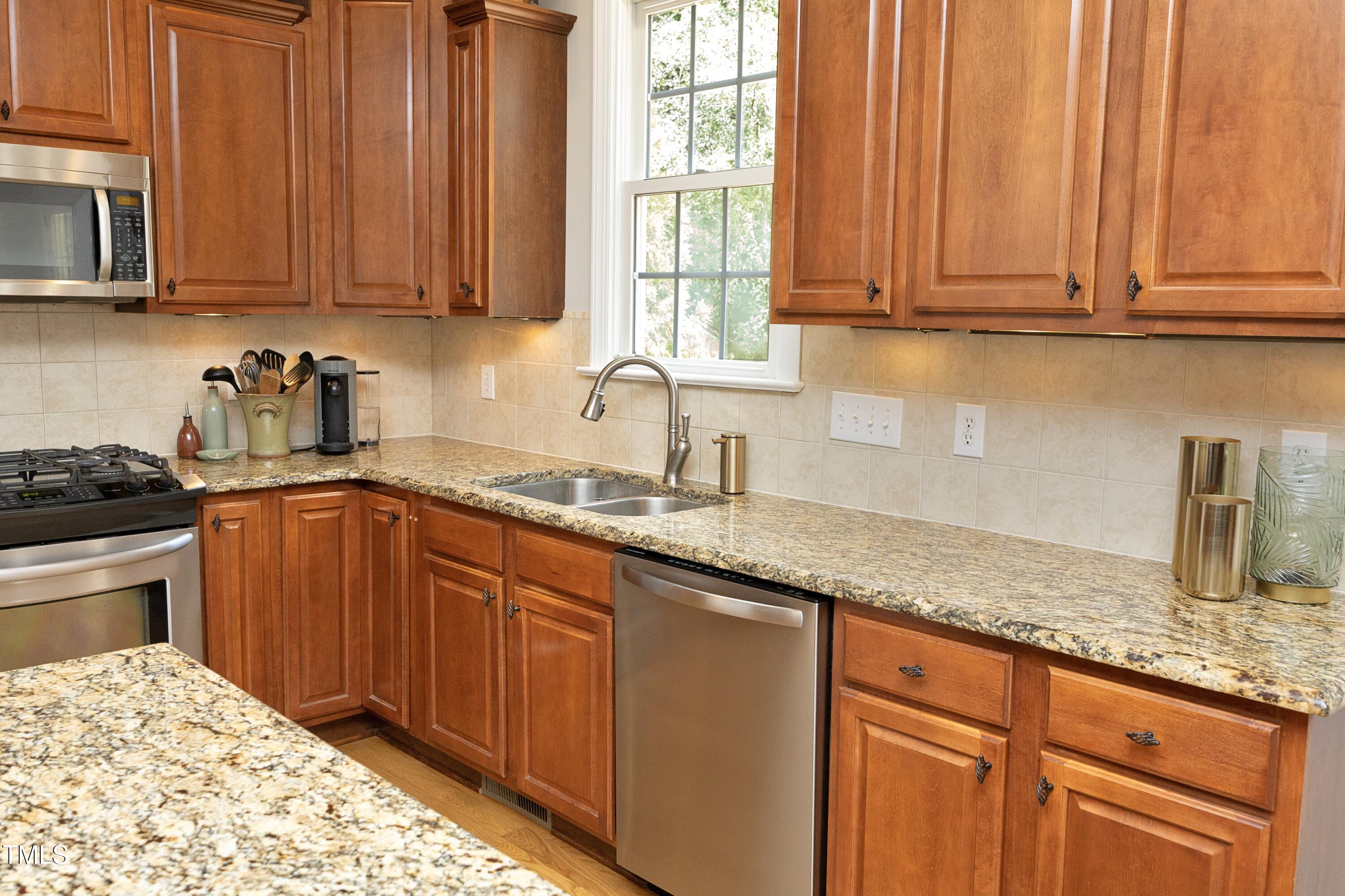 532 May Farm Road Pittsboro, NC 27312 - Photo 15 of 41 26Kitchen