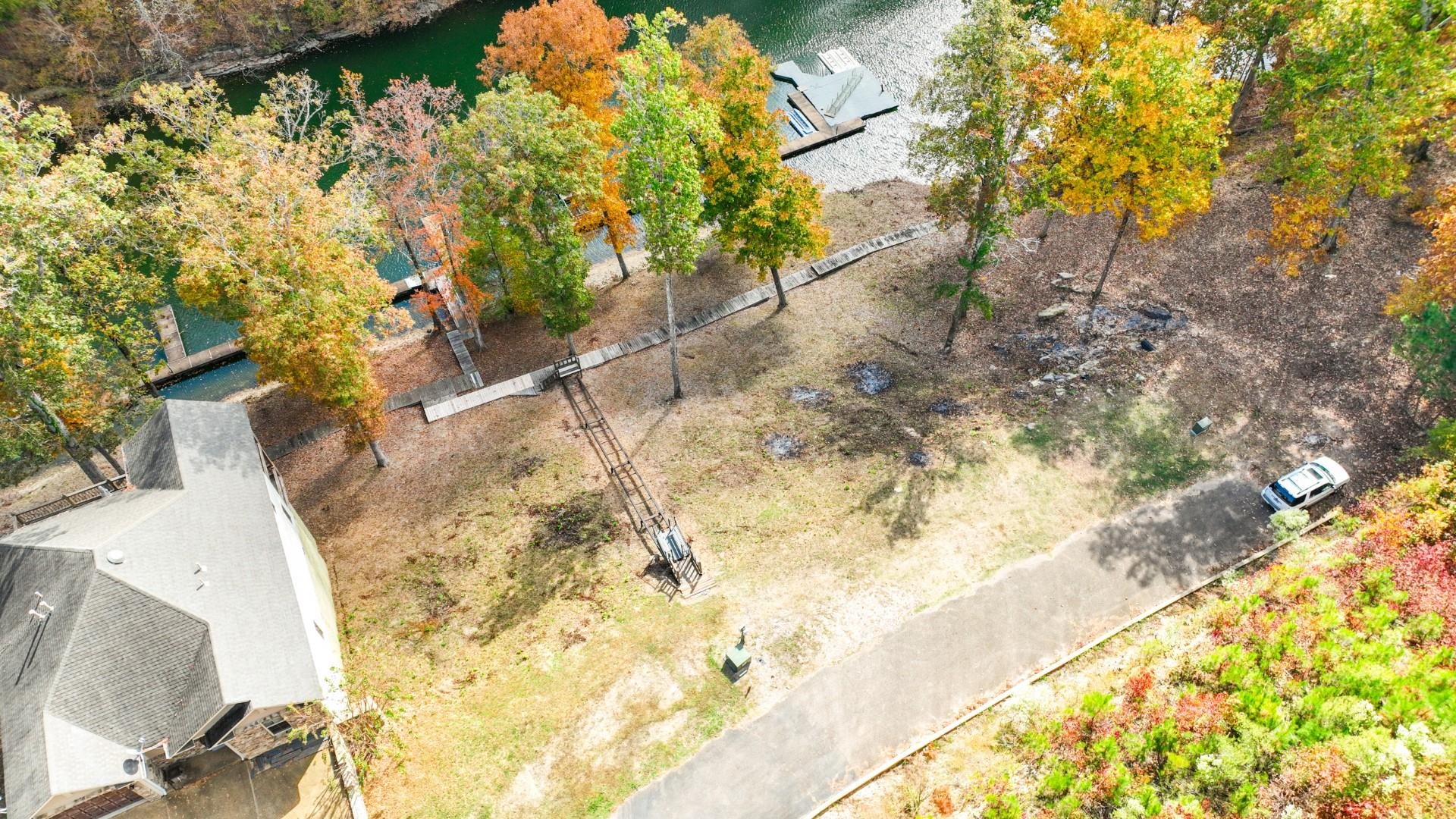 123 Breeze Point Savannah, TN 38372 - Photo 19 of 32 a view of outside area