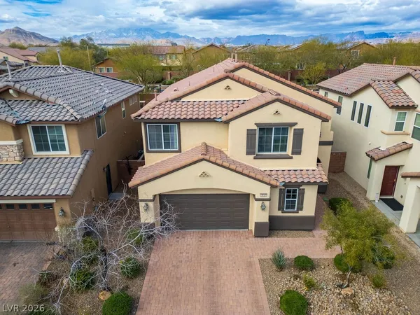 $3,038 | 10137 Glorious Moon Court, Las Vegas, NV 89178