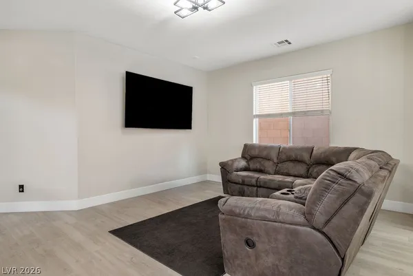 $3,038 | 10137 Glorious Moon Court, Las Vegas, NV 89178