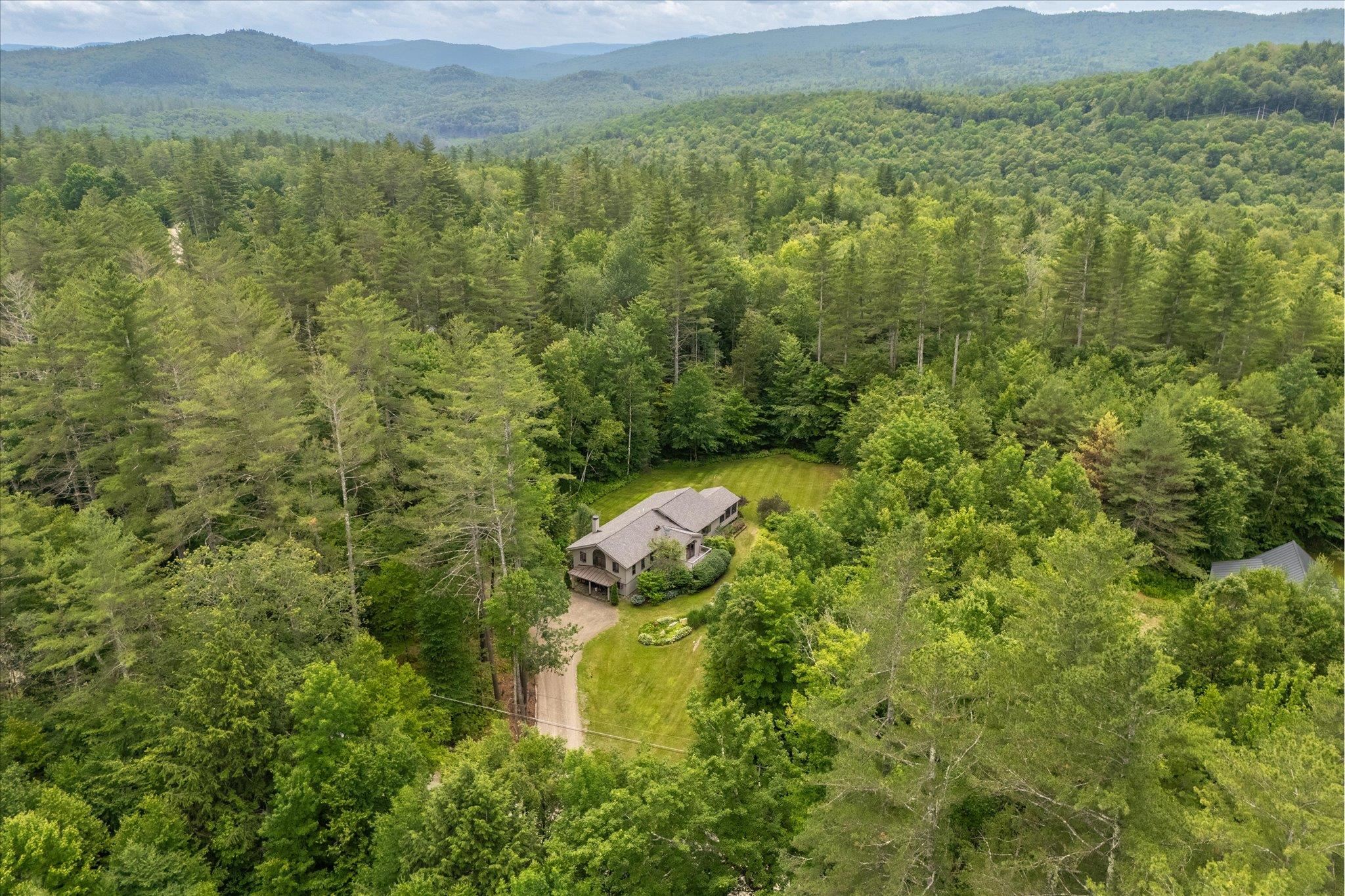 202 Pratt Bridge Road Jamaica, VT 05343 - Photo 40 of 41 Gallery Image 40