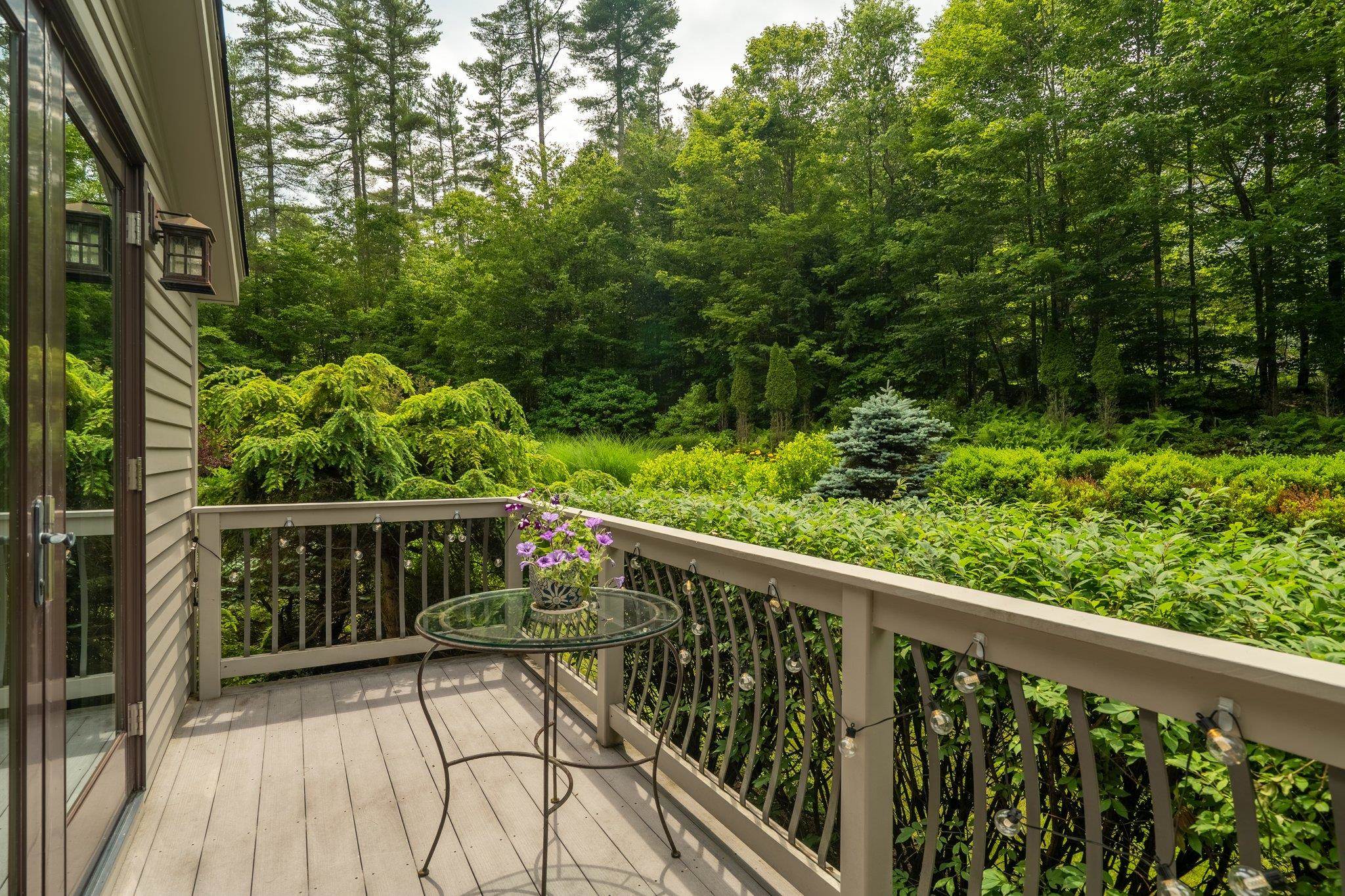 202 Pratt Bridge Road Jamaica, VT 05343 - Photo 8 of 41 Gallery Image 8