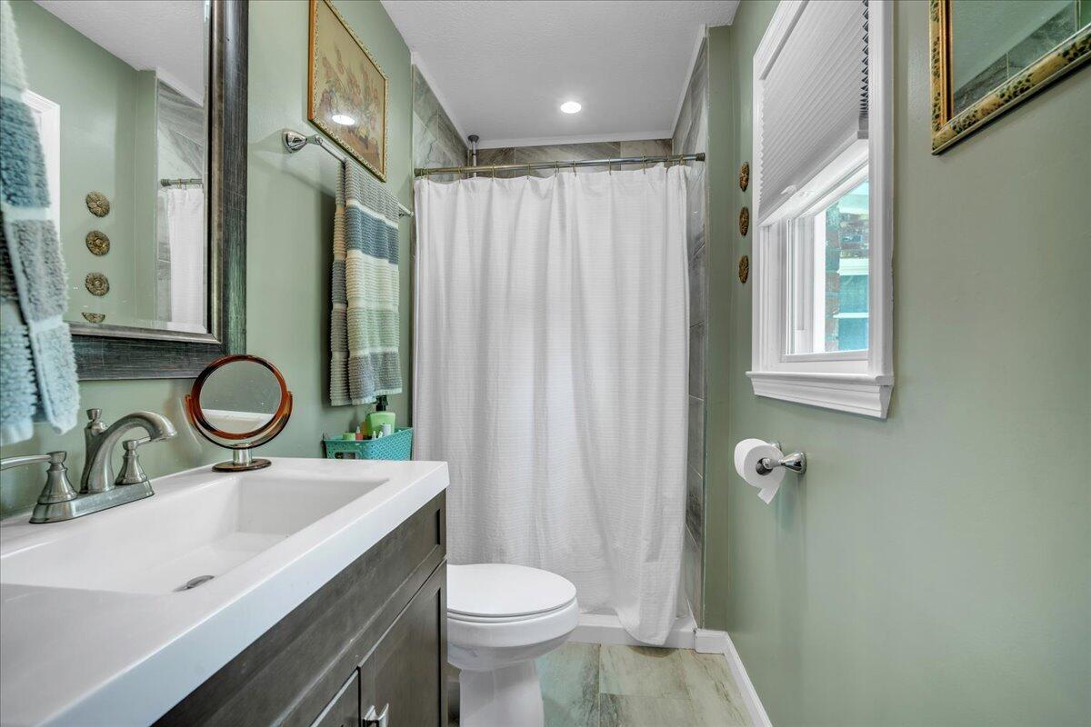132 Belknap Road Goose Creek, SC 29445 - Photo 15 of 29 17-132 Belknap Rd-37