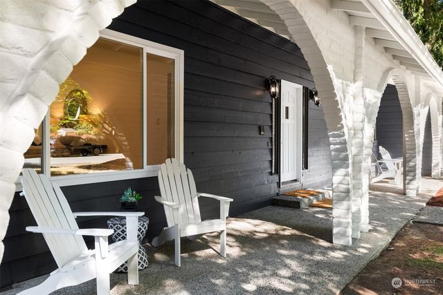 a view of deck with patio