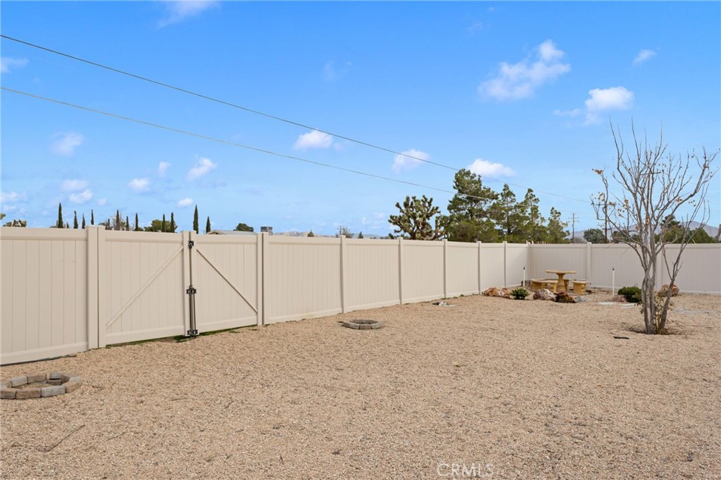 20360 Ituma Road Apple Valley, CA 92308 - Photo 52 of 66 a view of a garage