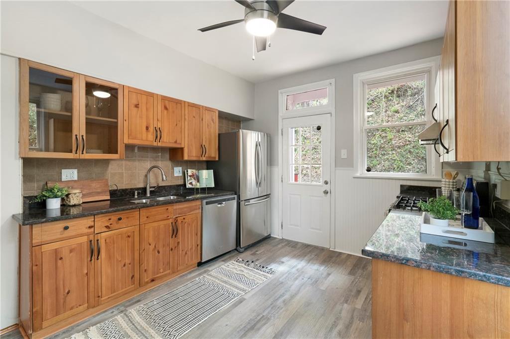 7504 Brighton Road Pittsburgh, PA 15202 - Photo 8 of 23