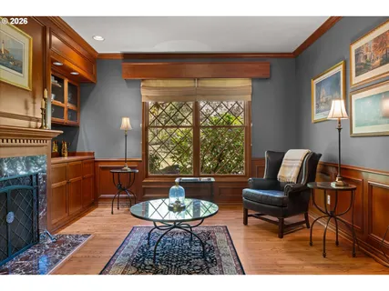 $2,100,000 | 21469 Waterford Place, West Linn, OR 97068