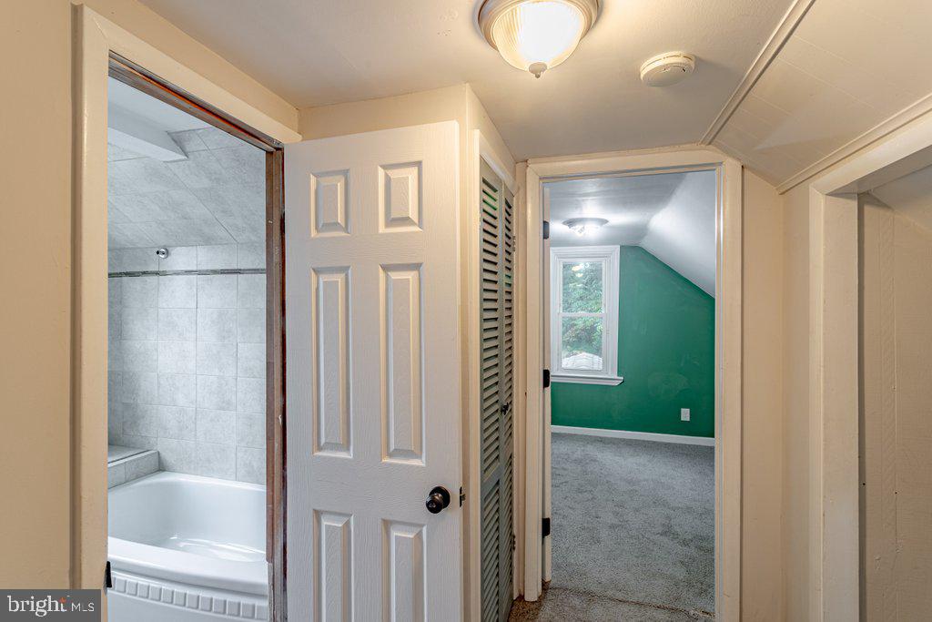 329 Union Avenue Runnemede, NJ 08078 - Photo 18 of 29 a bathroom with a bathtub and shower