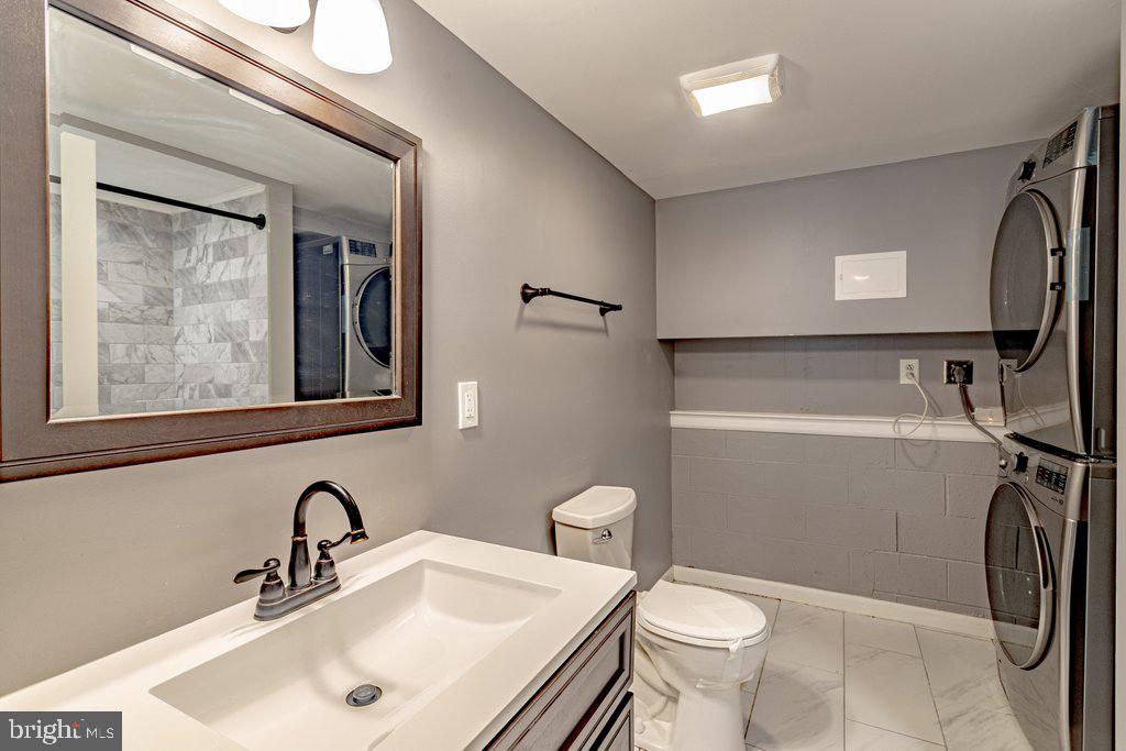 329 Union Avenue Runnemede, NJ 08078 - Photo 21 of 29 a bathroom with a sink toilet and shower