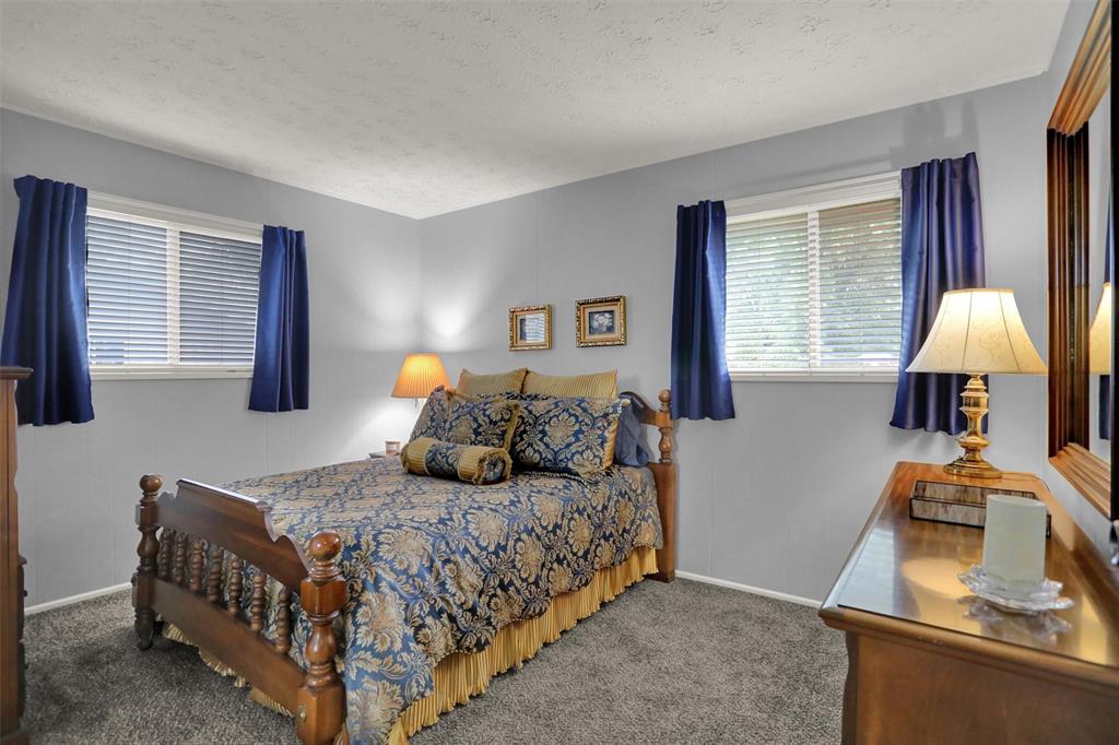 9236 Brookville Road Indianapolis, IN 46239 - Photo 15 of 28 Gallery Image 15