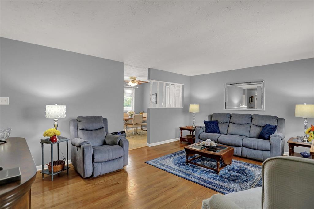 9236 Brookville Road Indianapolis, IN 46239 - Photo 5 of 28 Gallery Image 5