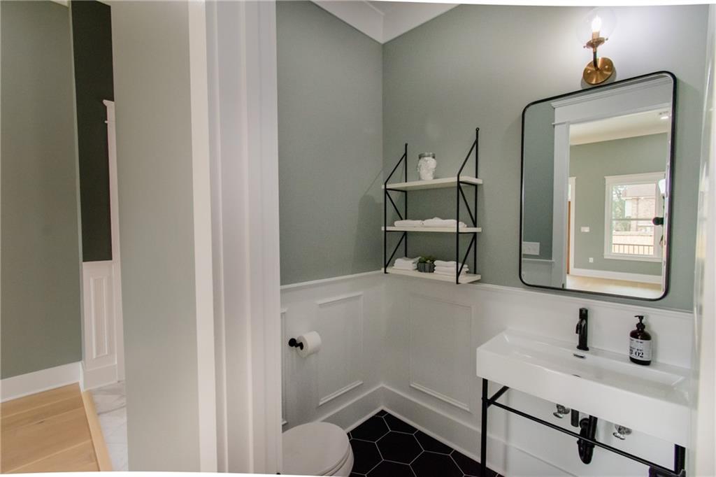 8404 Benjamin Street Chalmette, LA 70043 - Photo 16 of 34