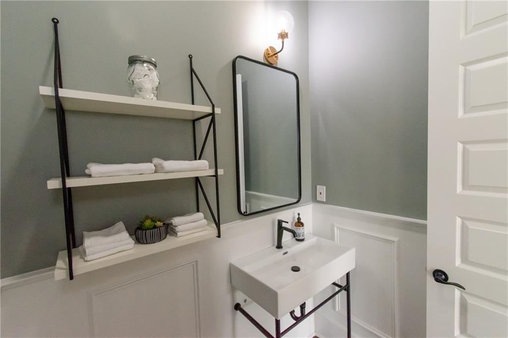 8404 Benjamin Street Chalmette, LA 70043 - Photo 17 of 34