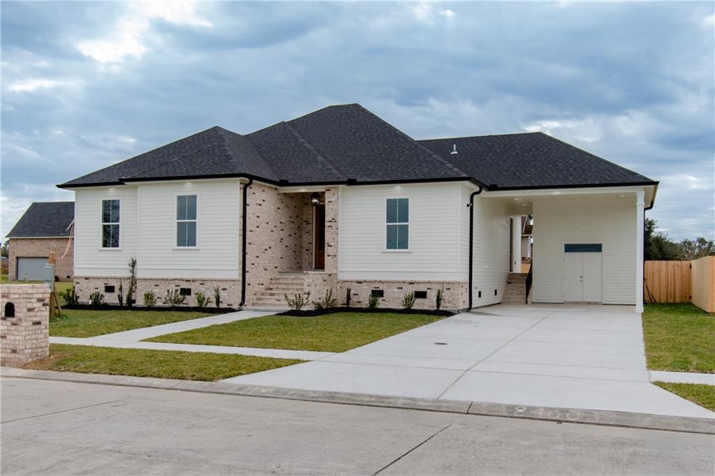 8404 Benjamin Street Chalmette, LA 70043 - Photo 2 of 34