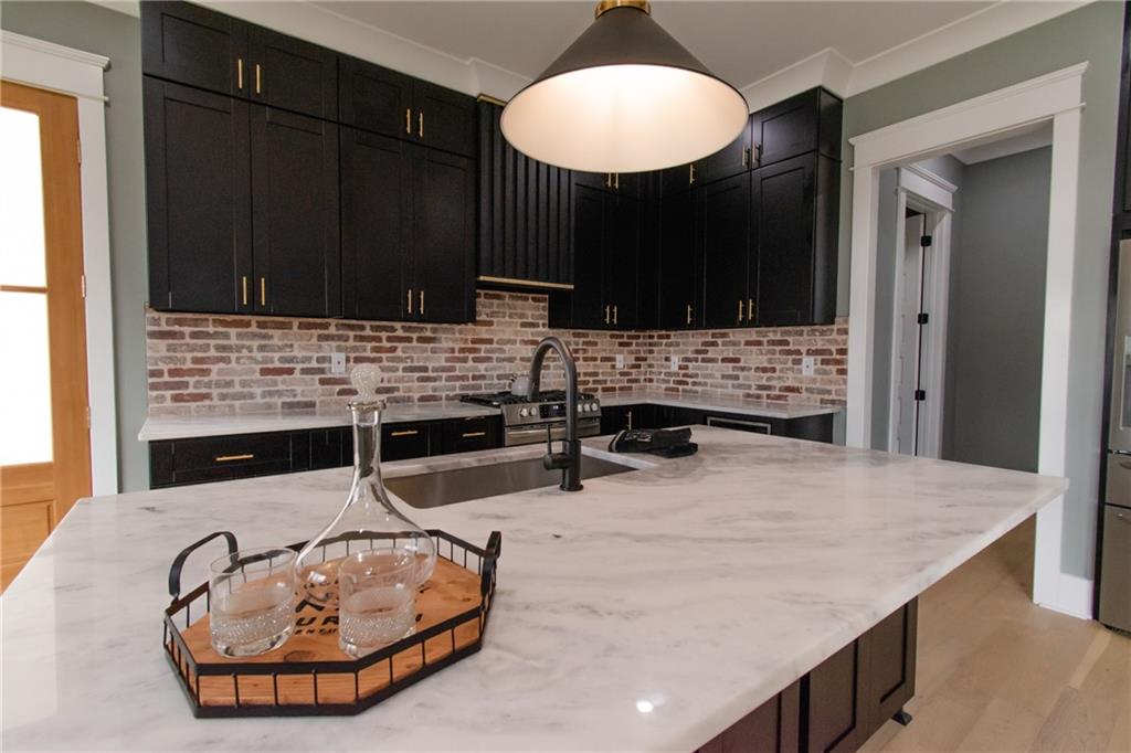 8404 Benjamin Street Chalmette, LA 70043 - Photo 9 of 34