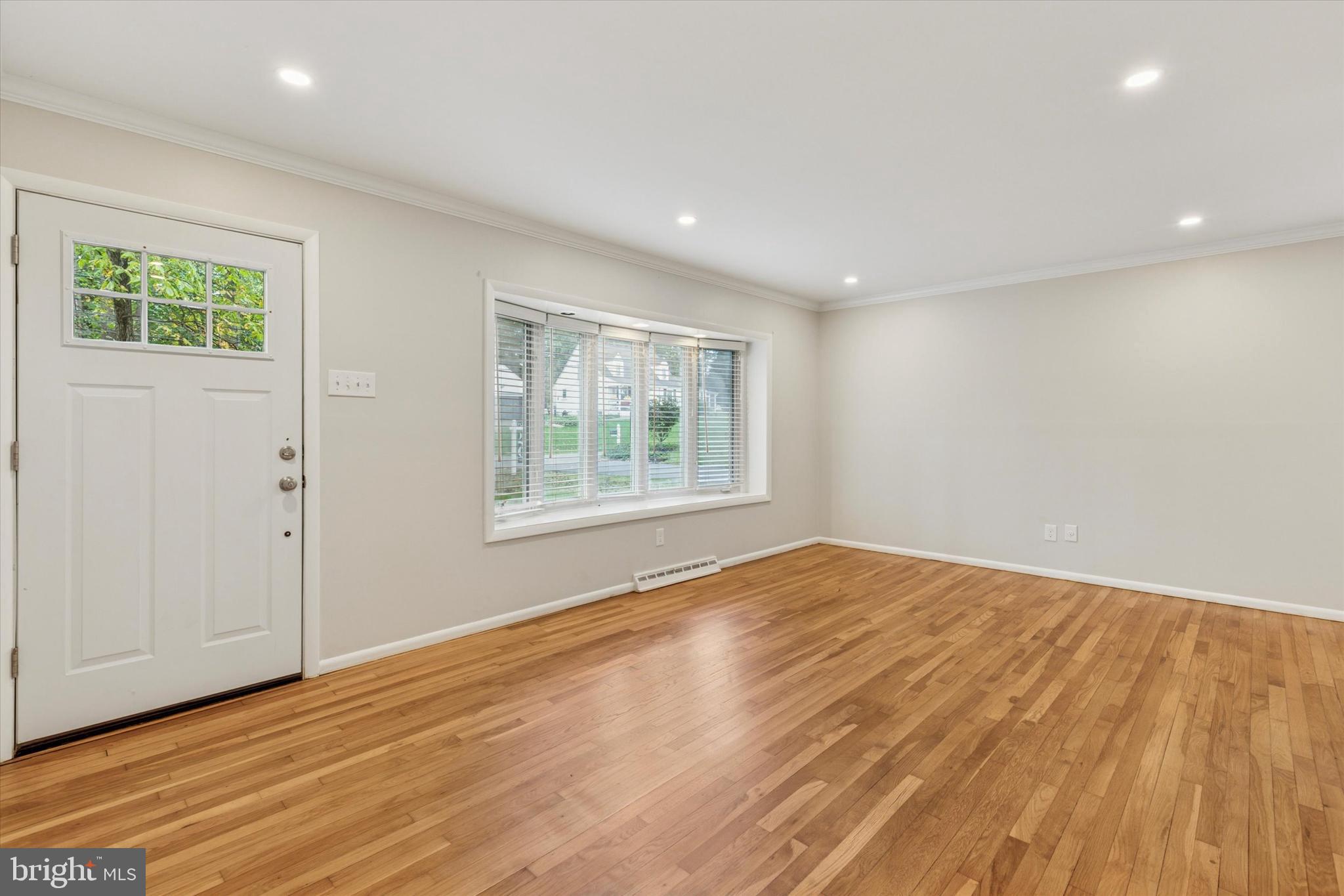 3249 Mill Road Doylestown, PA 18902 - Photo 7 of 35 Living Rm