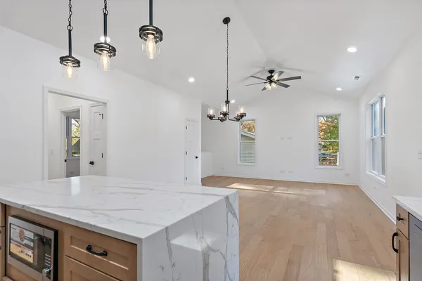 $699,900 | 8611 Dorr Road, Wonder Lake, IL 60097