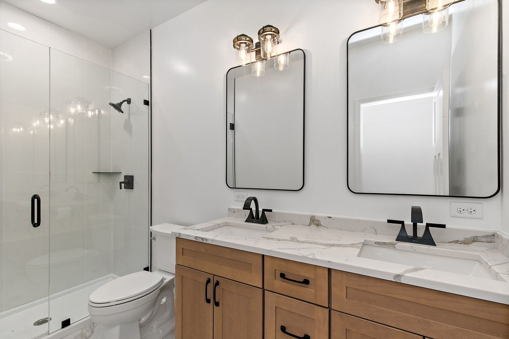 8611 Dorr Road Wonder Lake, IL 60097 - Photo 19 of 41