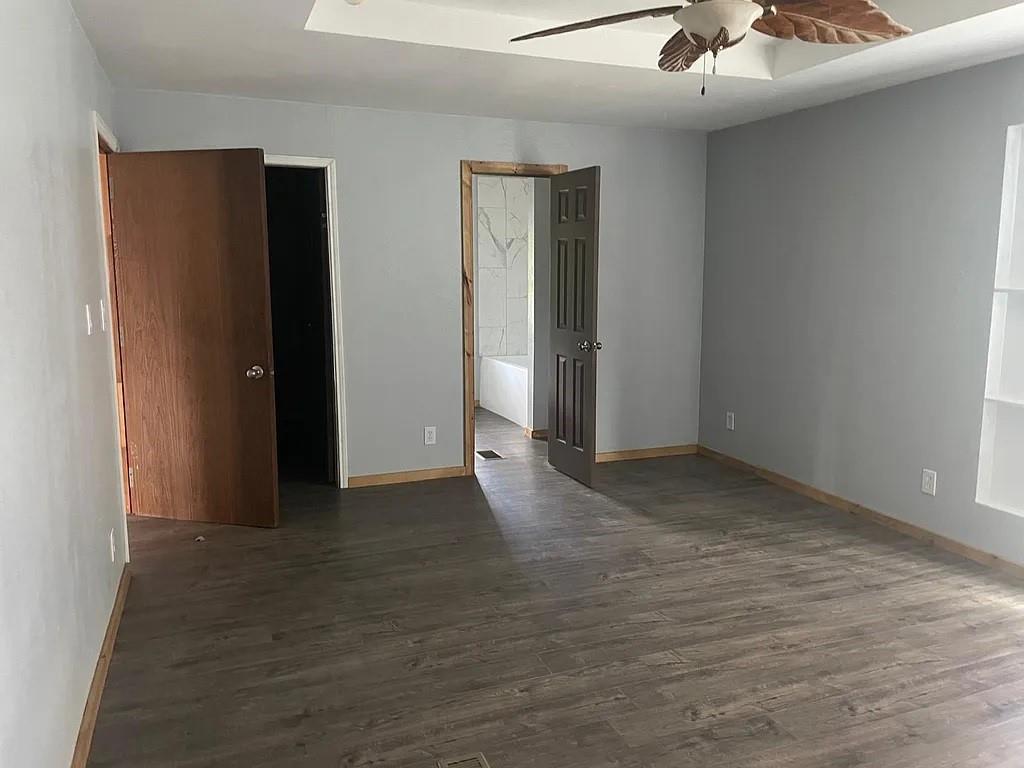 N/a N/a S Cr Road North Anna, TX 75409 - Photo 12 of 13 an empty room with closet and windows