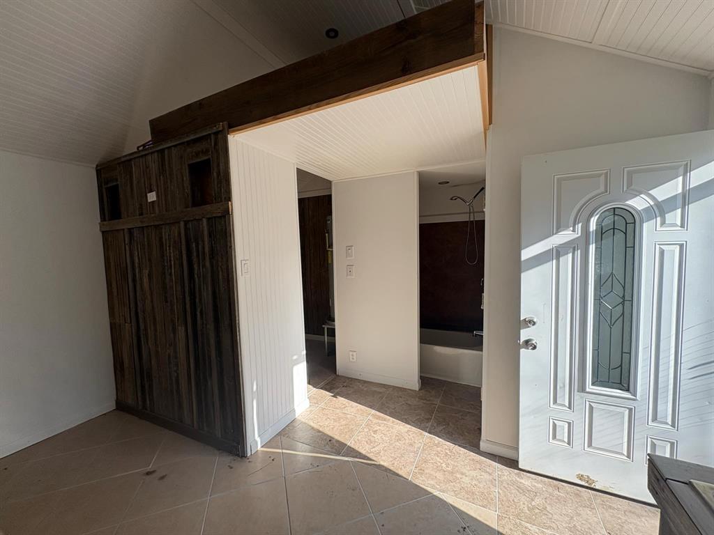 N/a N/a S Cr Road North Anna, TX 75409 - Photo 8 of 13 a view of a entryway door