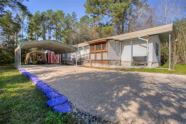 a view of a bird house