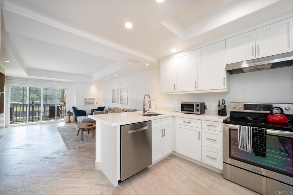 2003 Costa Del Mar Road, Unit 678 Carlsbad, CA 92009 - Photo 5 of 30