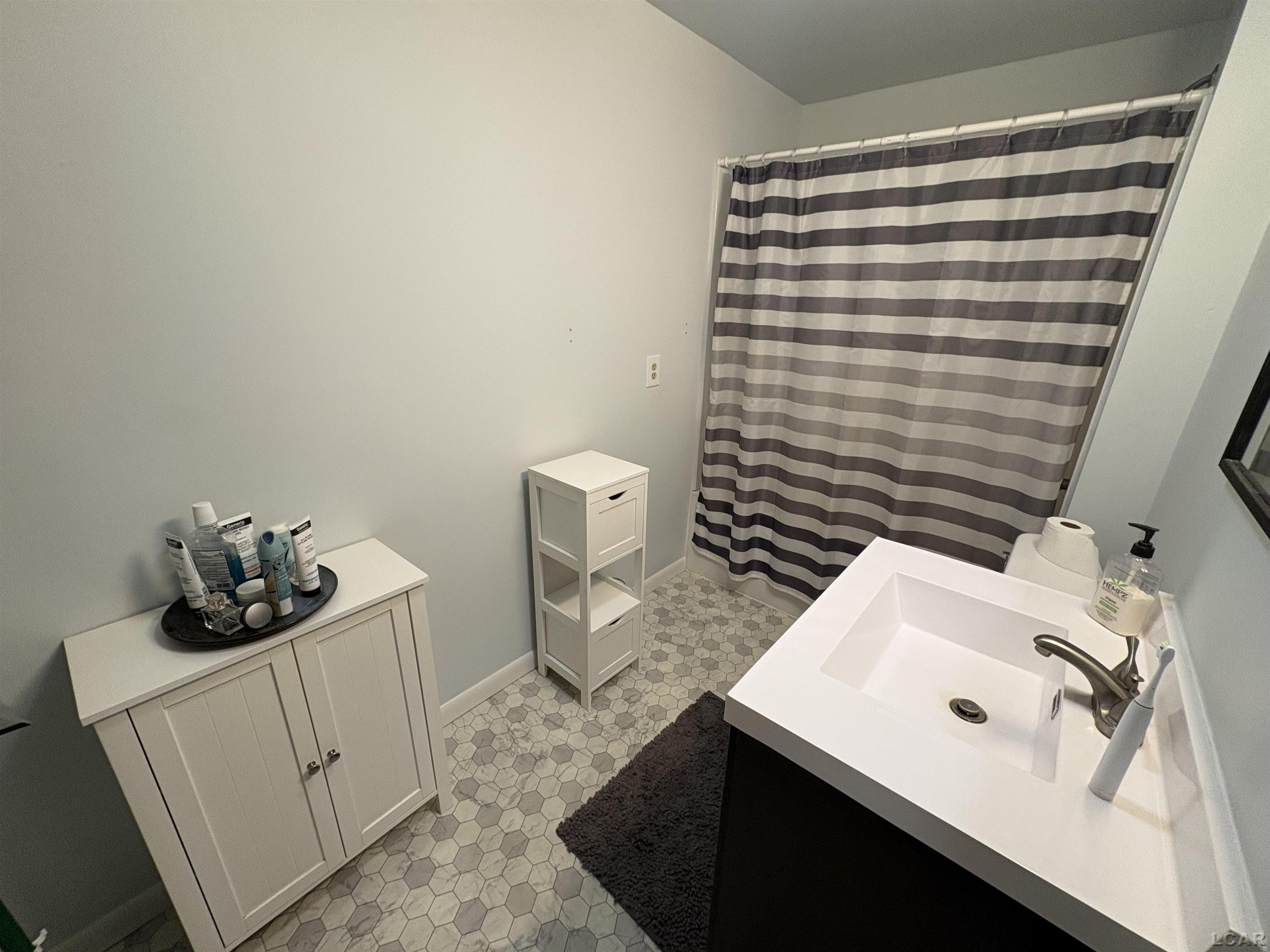 7408 West Carleton Road Clayton, MI 49235 - Photo 23 of 30 50179190-8019f7a0-0e77-4473-be9b-97b219e7050c.JPG
