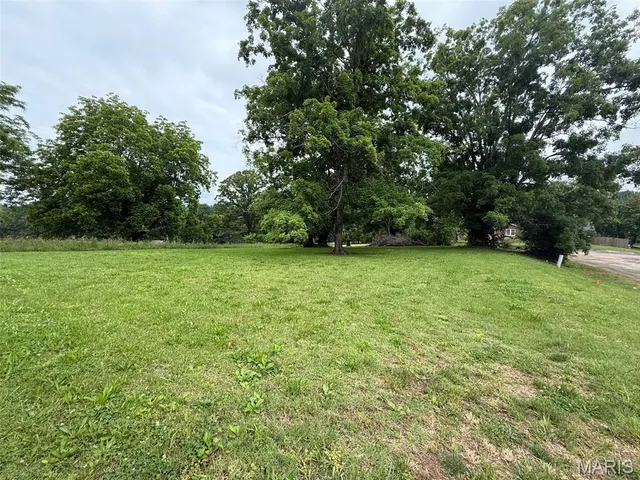 $17,500 | 715 High Street, Marble Hill, MO 63764