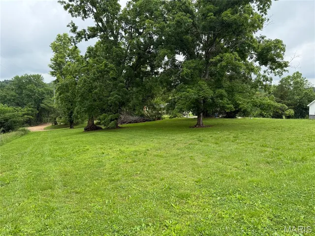 $17,500 | 715 High Street, Marble Hill, MO 63764