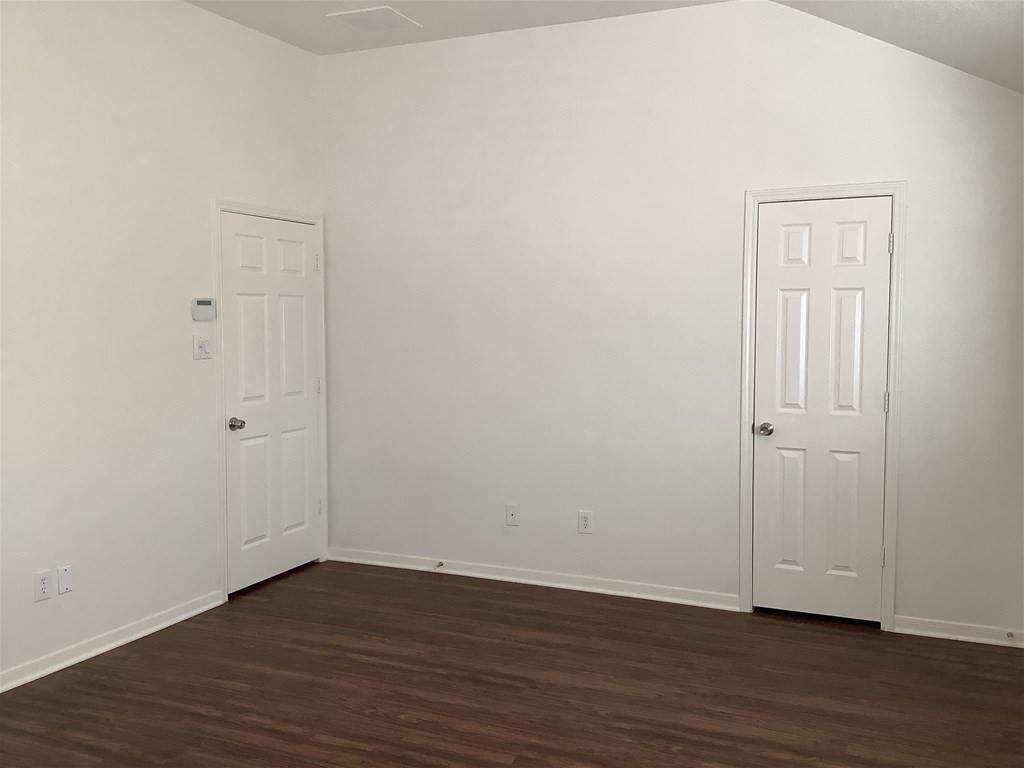 16977 Scenic Knoll Conroe, TX 77385 - Photo 12 of 33