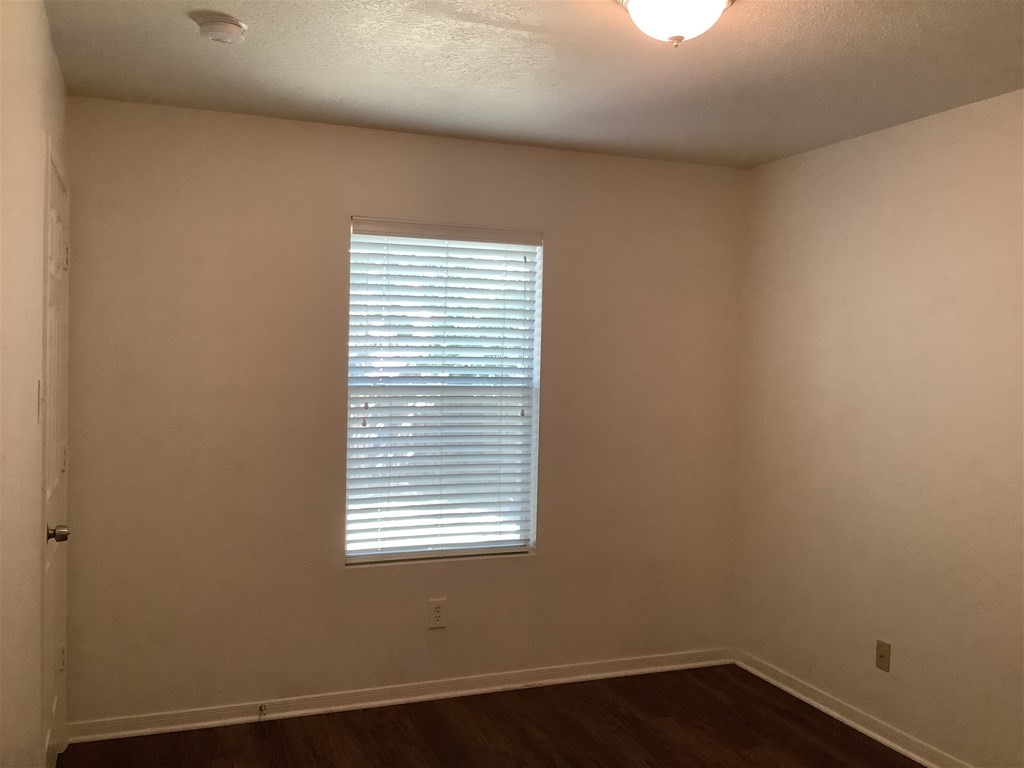 16977 Scenic Knoll Conroe, TX 77385 - Photo 21 of 33